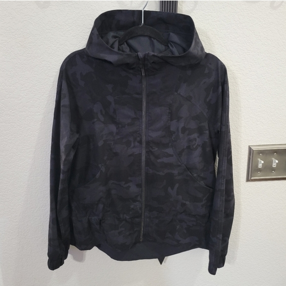 lululemon athletica Jackets & Blazers - LULULEMON Face Forward Jacket | 6